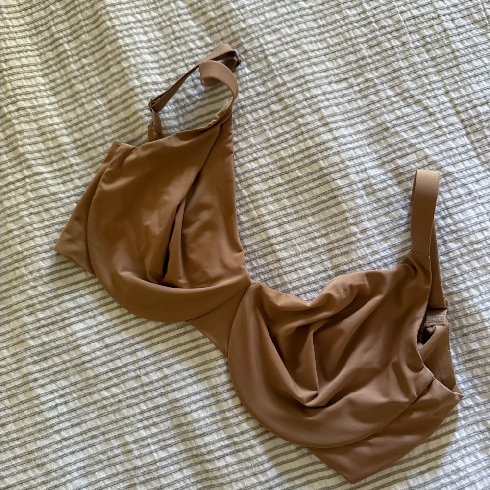 SKIMS Underwire Bra